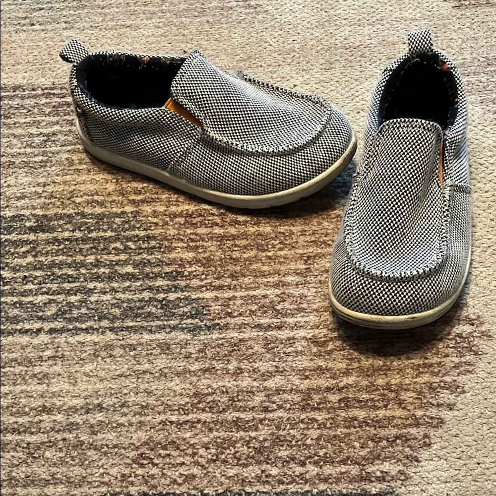 Cat & Jack Kids Slip-On Shoes - Navy and White